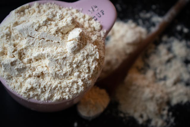 Combining Whey Protein with a balanced diet: A Nutritional Powerhouse - Genetic Nutrition